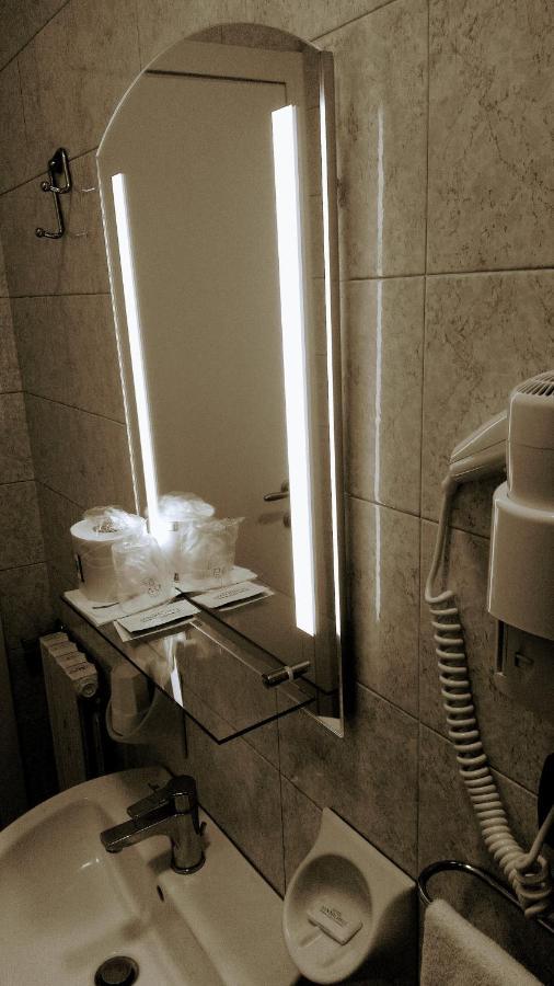 Hotel Sanmicheli Верона Экстерьер фото